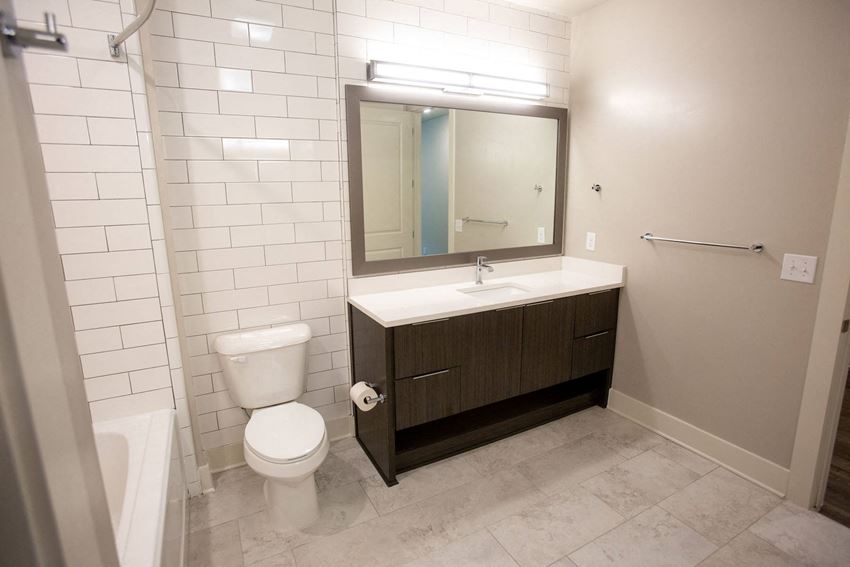 Walton On The Chattahoochee Apartments, 2281 Akers Mill Rd., Atlanta